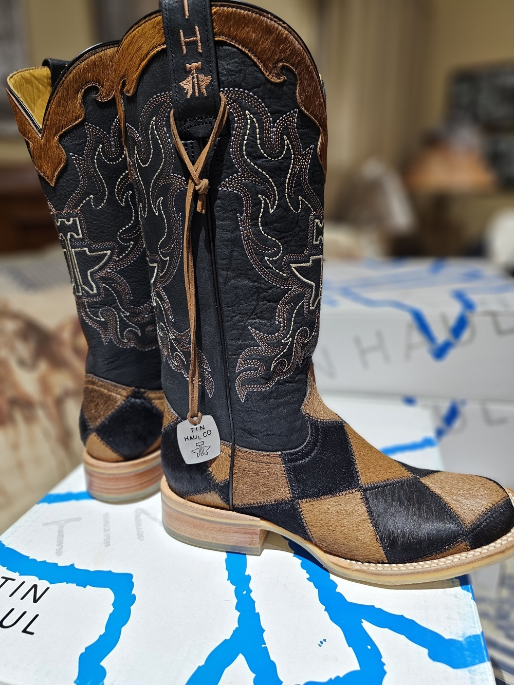 Women Tin Haul 'Fuzzy Wuzzy' Hair-On-Hide Western Western Boots, NIB - Picture 3 of 10